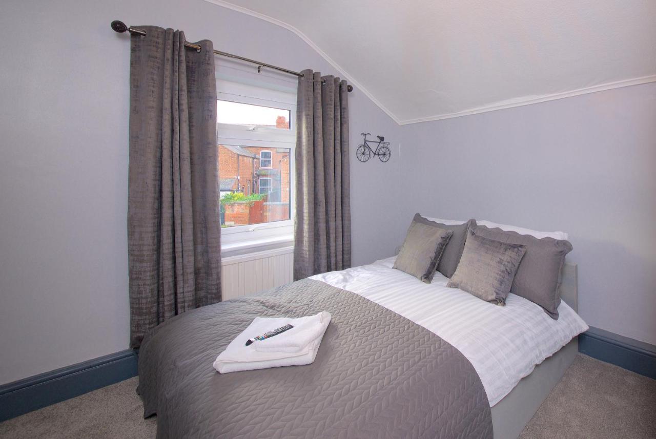 Ideal Abode Leonard Chester Luaran gambar