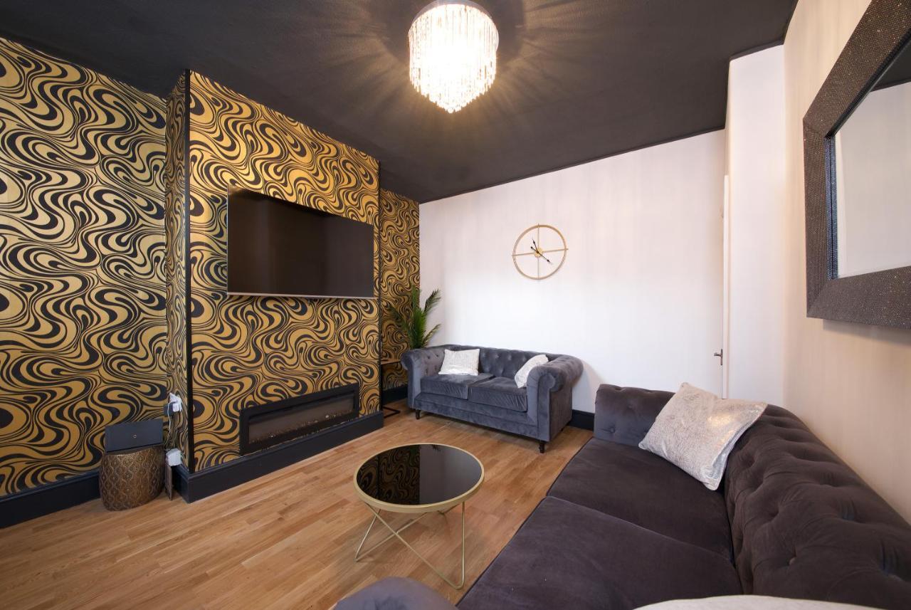 Ideal Abode Leonard Chester Luaran gambar